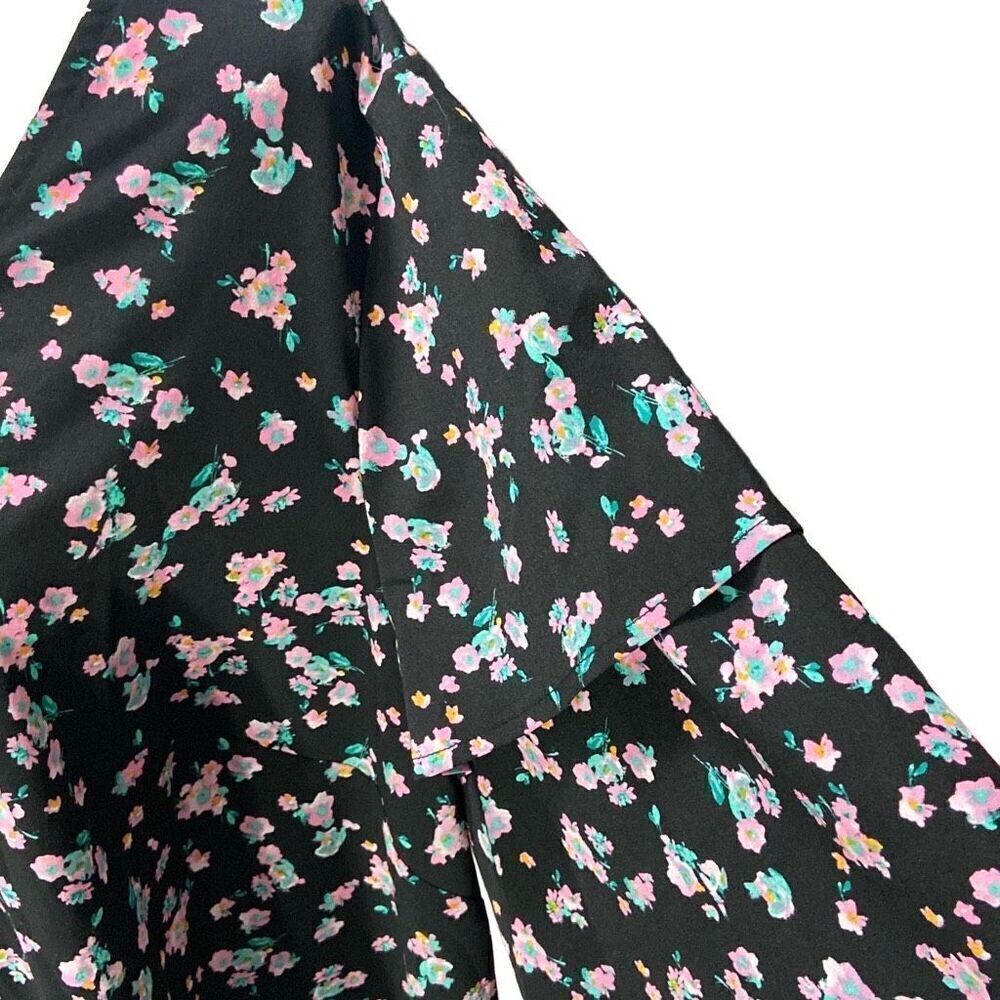 Lane Bryant Blouse Black Floral Tiered Long Sleeve V Neck Size 18/20 - Picture 4 of 5